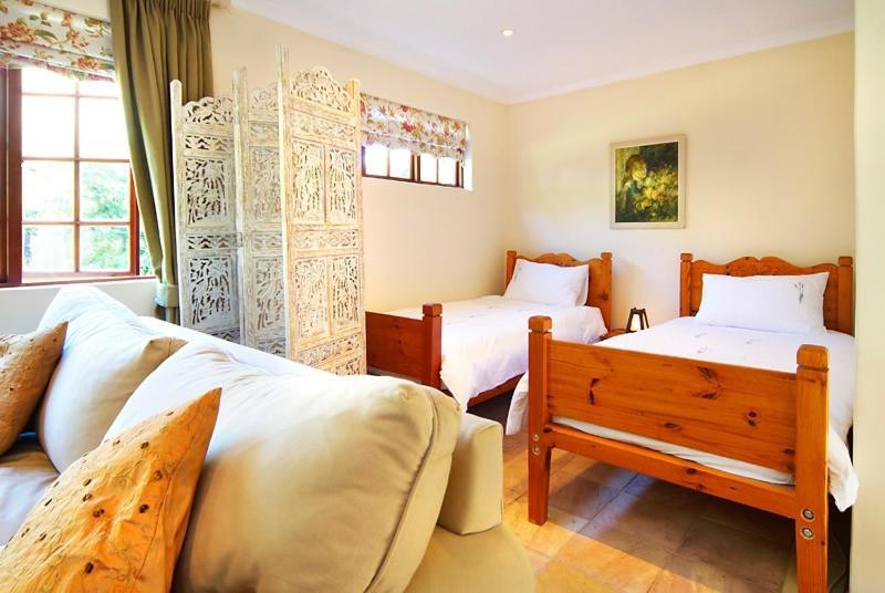 Sacred Mountain Guest house 4*